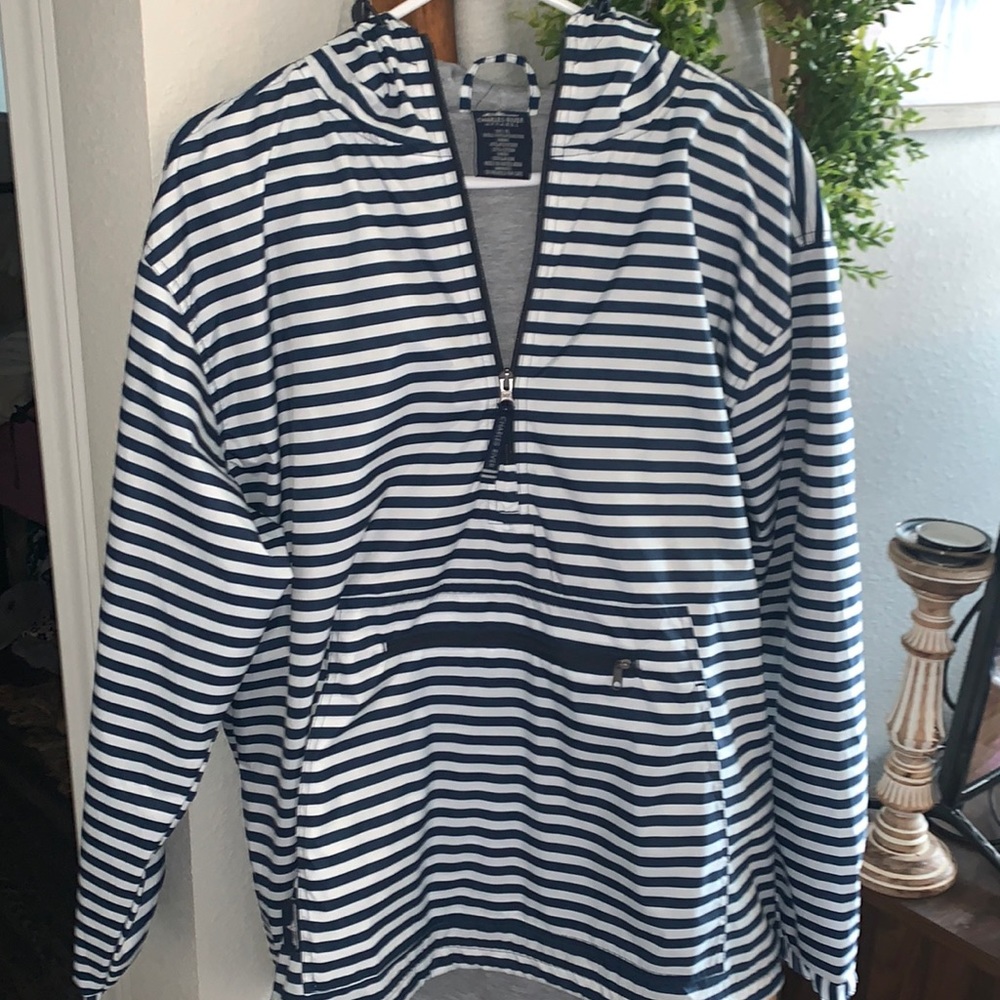 💙Charles River hooded jacket💙